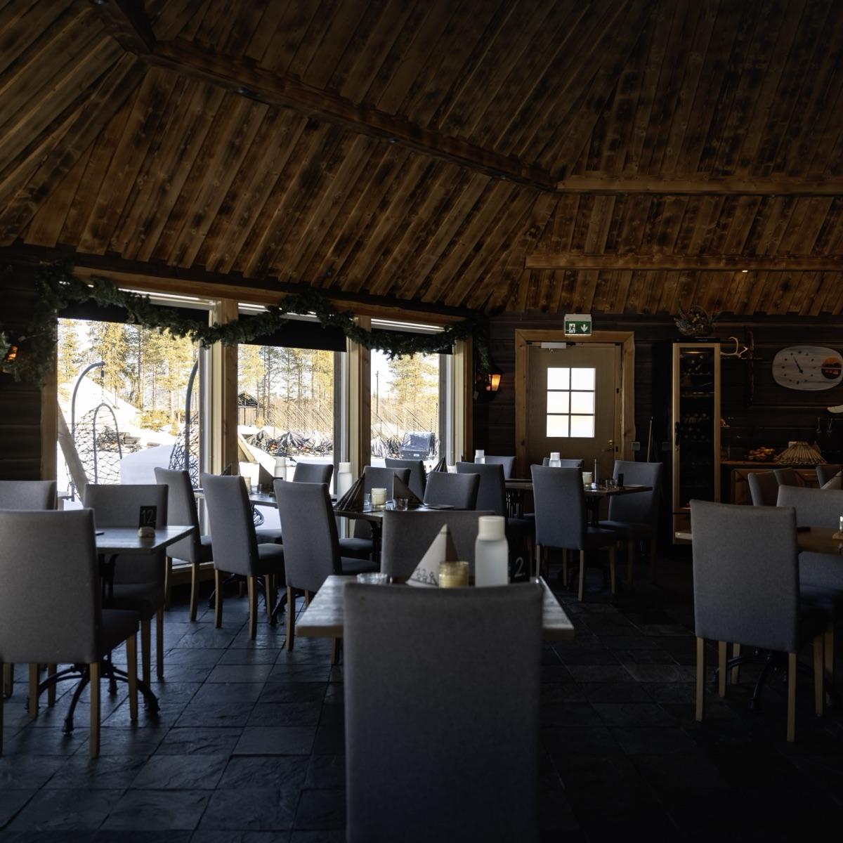 Aurora Village restaurant, empty tables in daylight