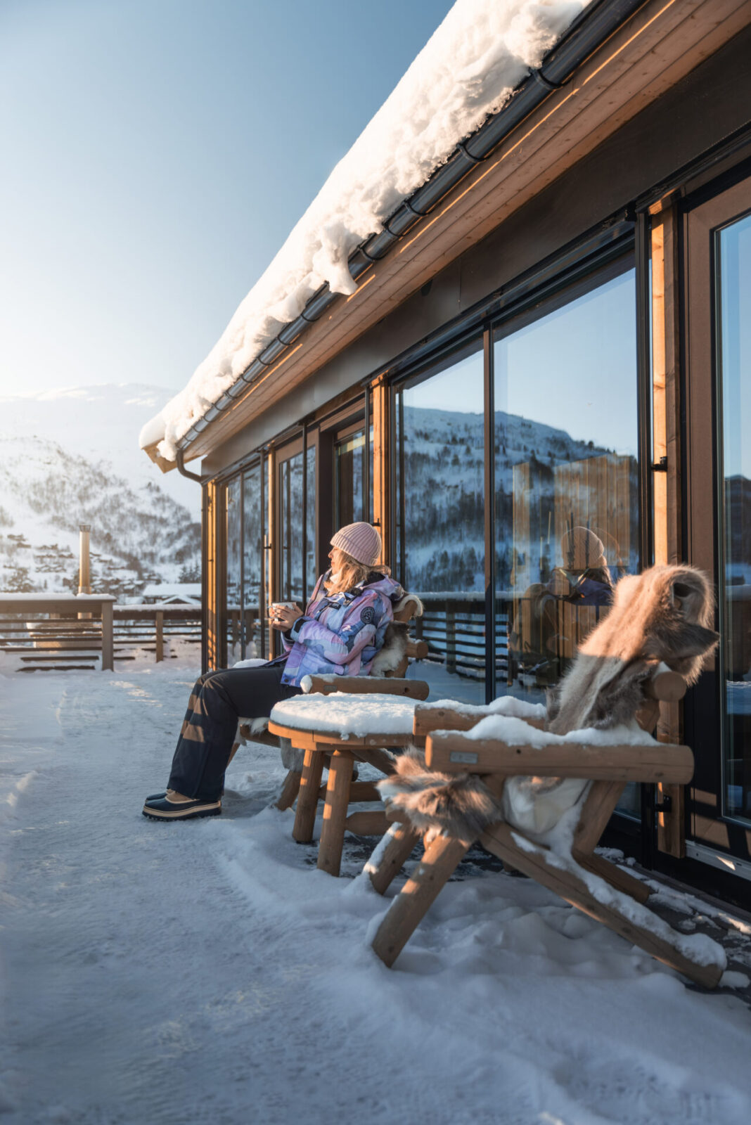 Sunny Outside Mivo X Vertical 1